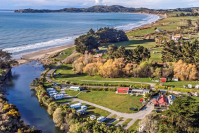 Отель Moeraki Boulders Holiday Park & Motel  Хампден